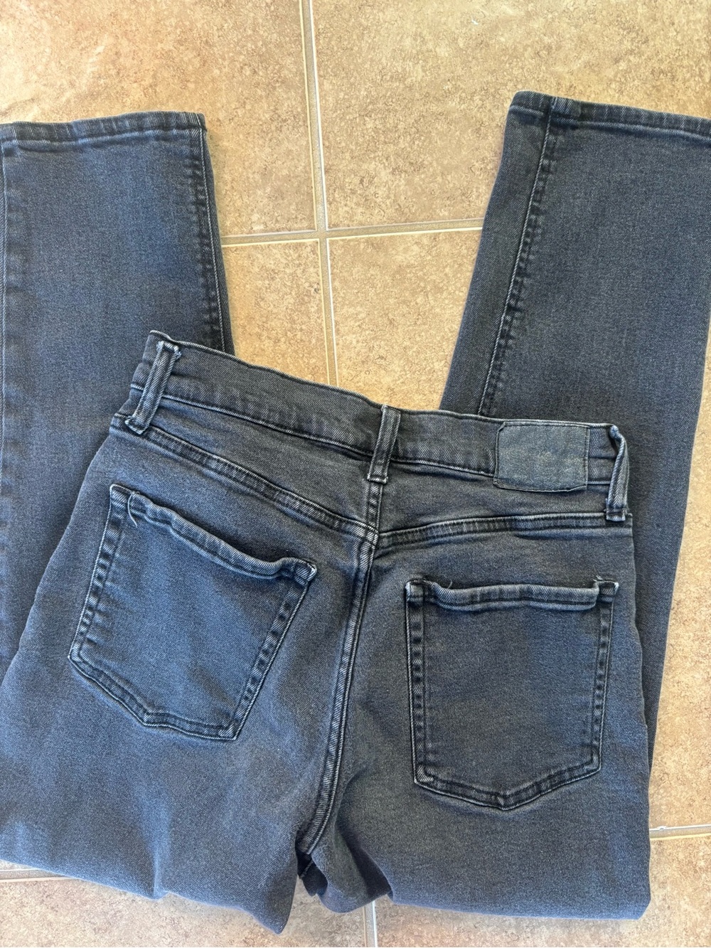 Aeropostale Women's curvy Mom Jean in charcoal - Picture 5 of 8